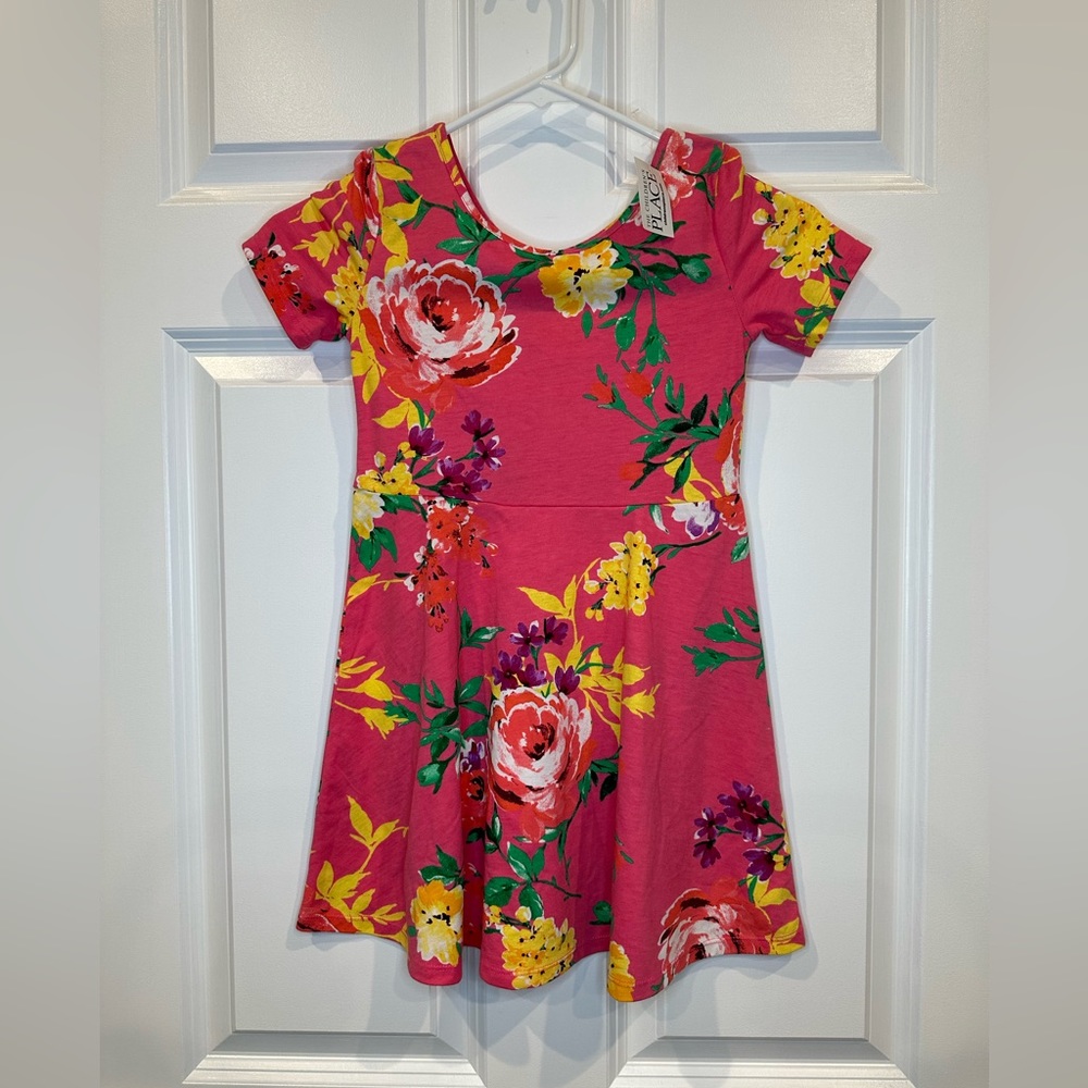 The Childrens Place Floral Dress Size 5/6‎ NWT
